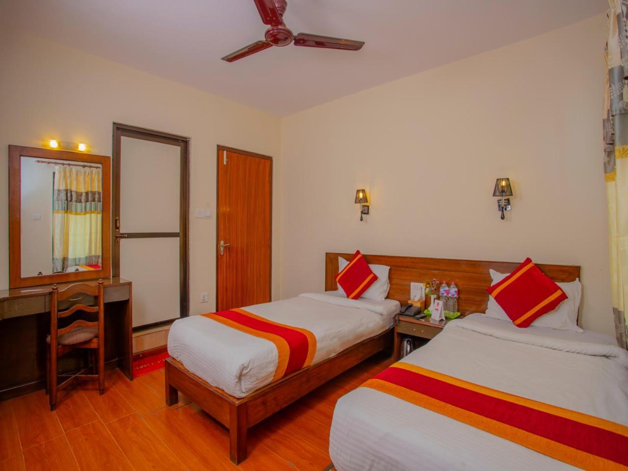 Hotel Garuda Inn بوكْرا المظهر الخارجي الصورة